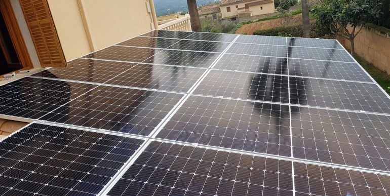 Fotovoltaica Es Cap Deià